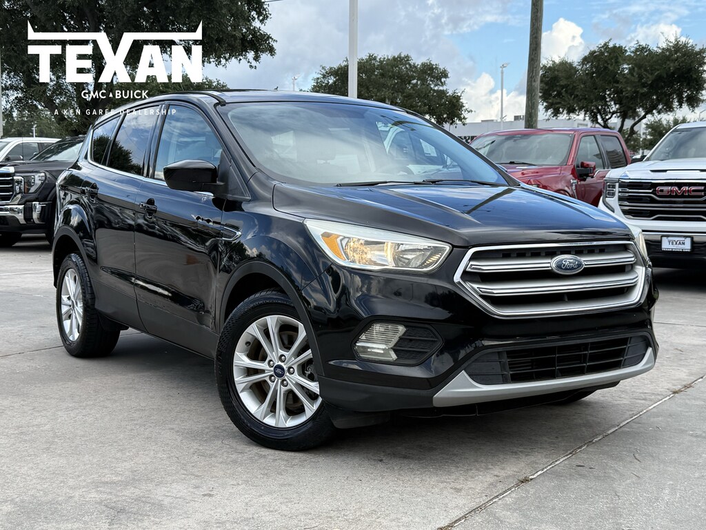 Used 2017 Ford Escape SE SUV