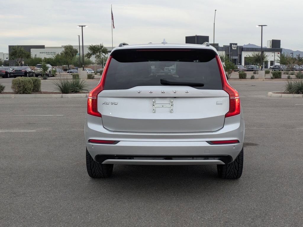 Used 2022 Volvo XC90 Recharge Plug-In Hybrid R-Design SUV