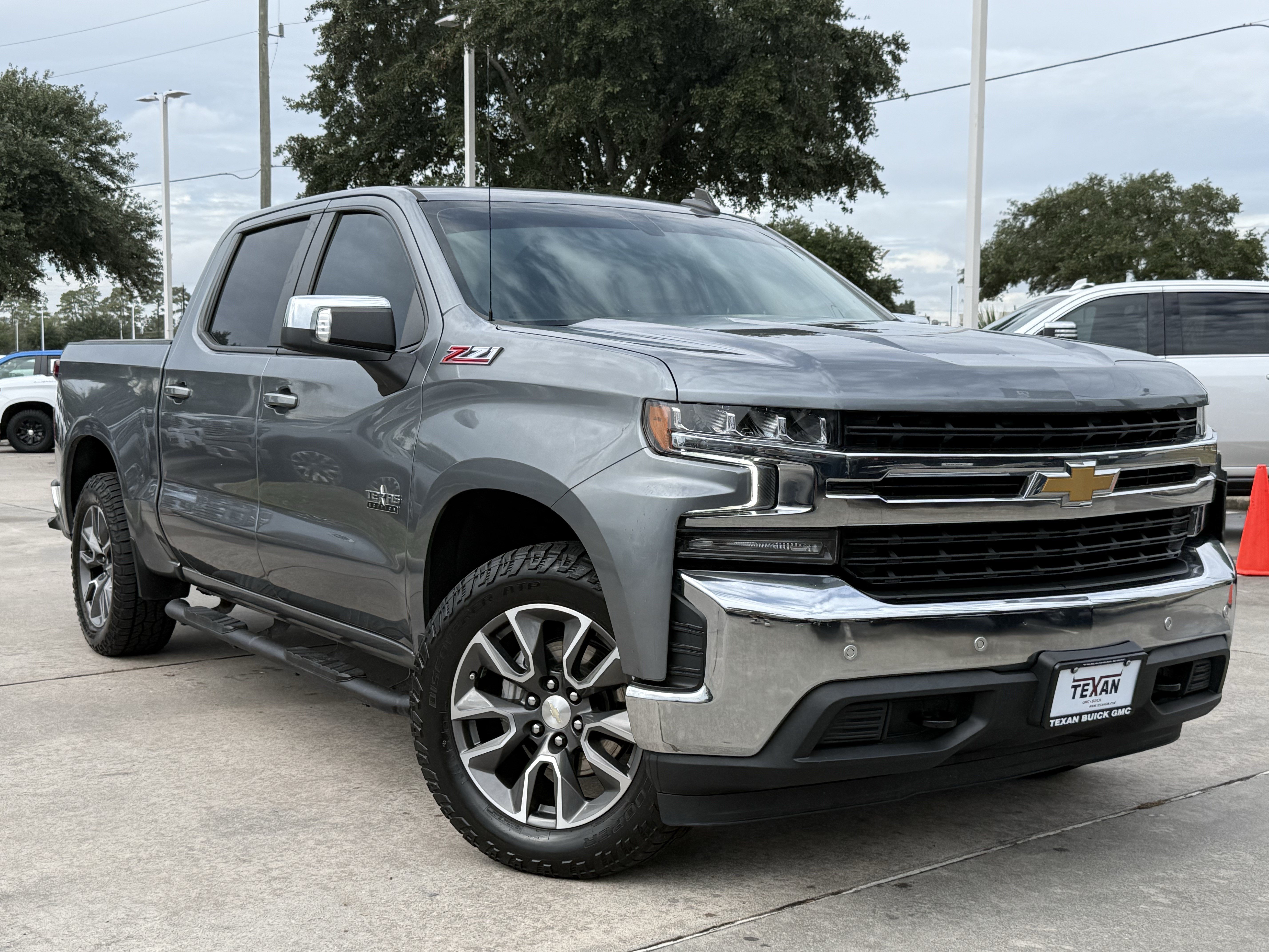 Used 2021 Chevrolet Silverado 1500 LT Truck Crew Cab