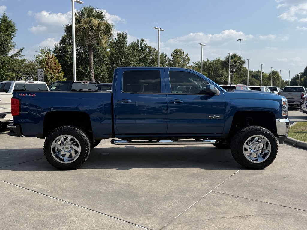 Used 2017 Chevrolet Silverado 1500 LT Truck Crew Cab