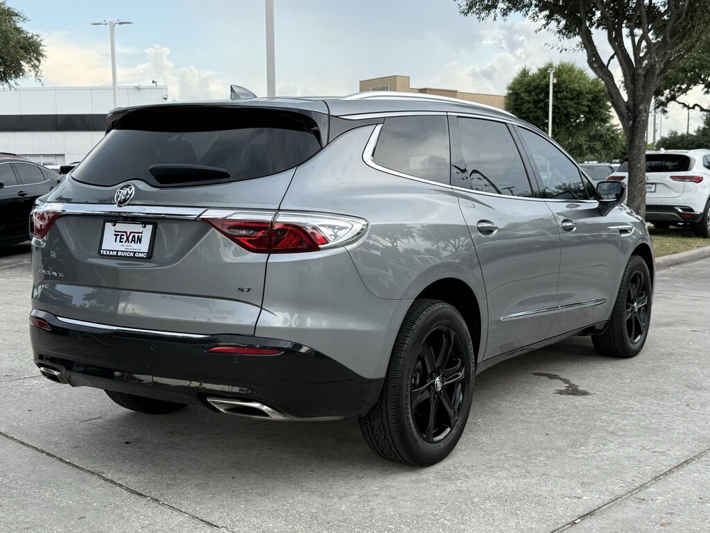 Used 2024 Buick Enclave Essence SUV