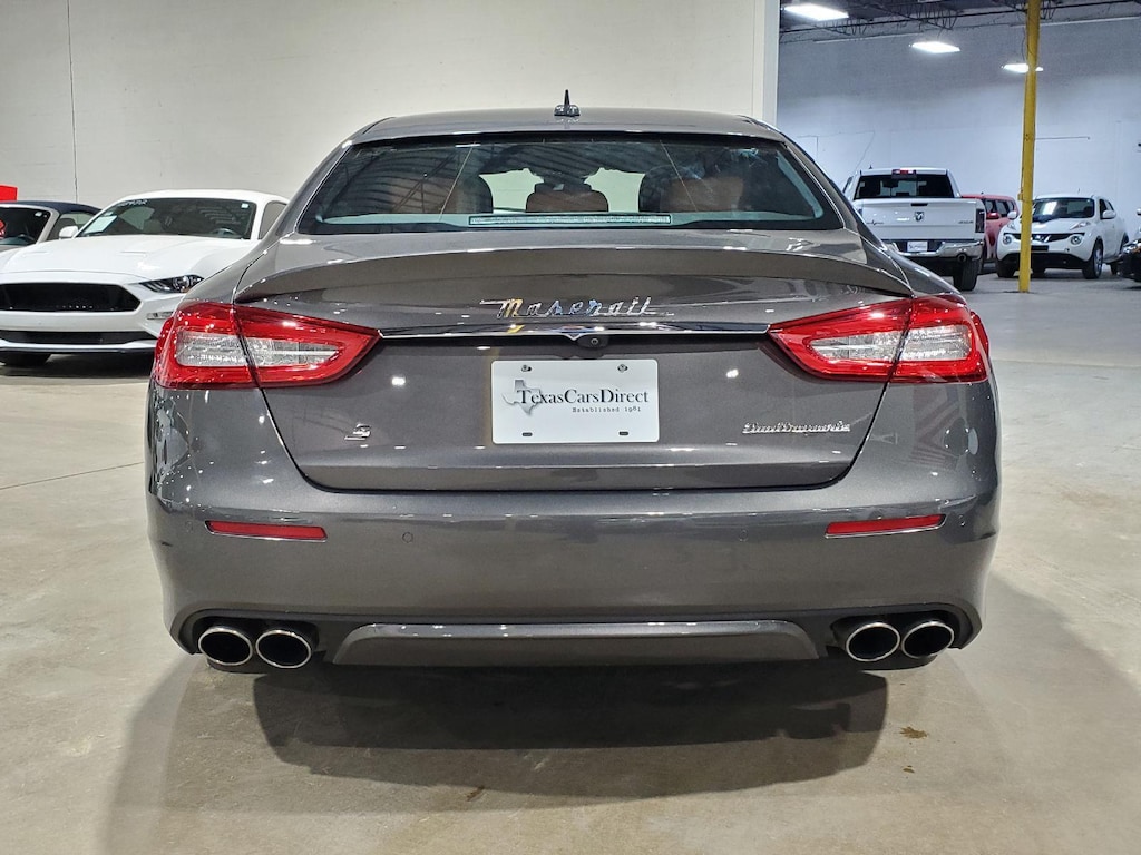 2018 Maserati Quattroporte GranLusso photo 4