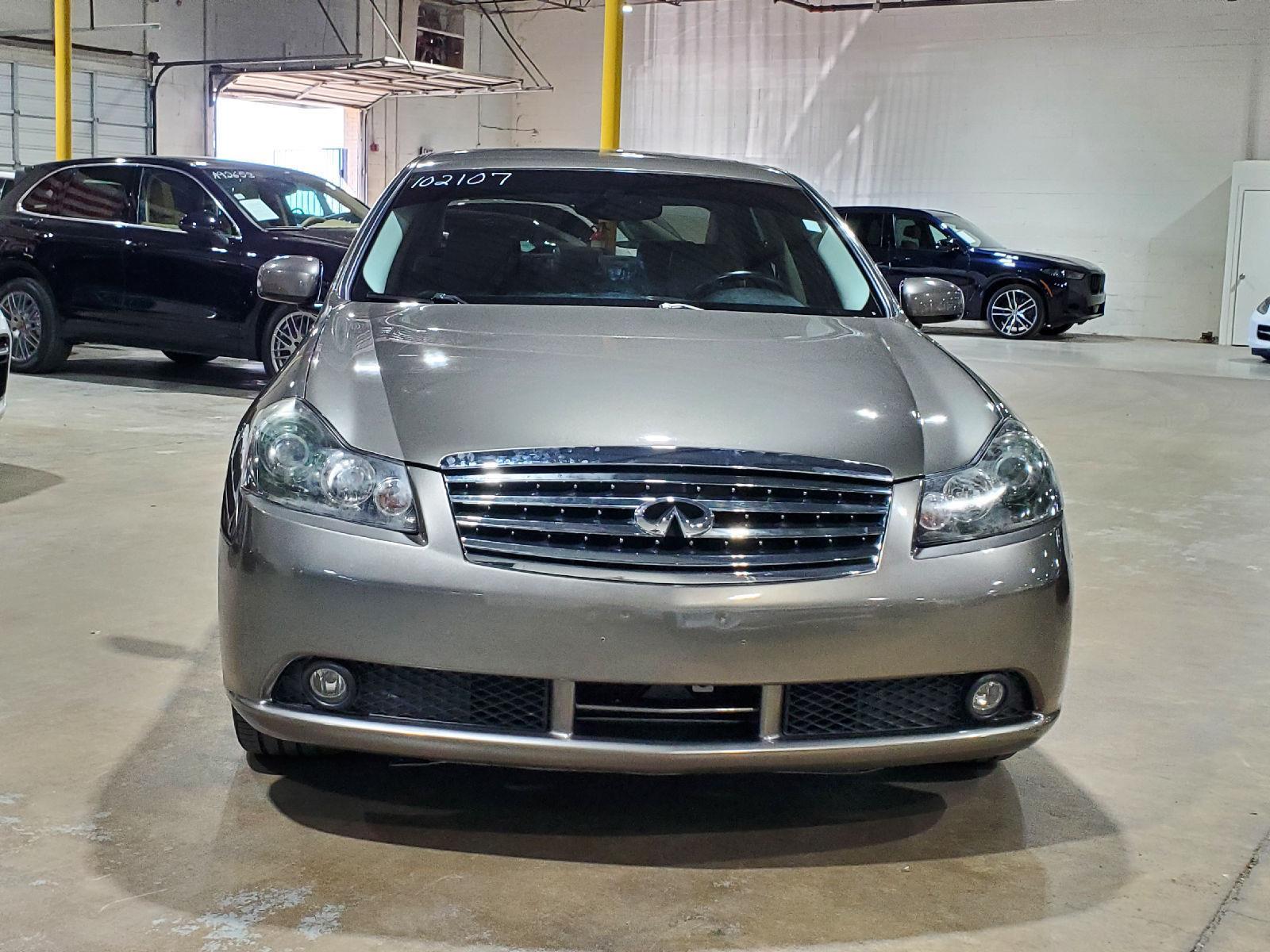 2006 Infiniti M35 Sport photo 2