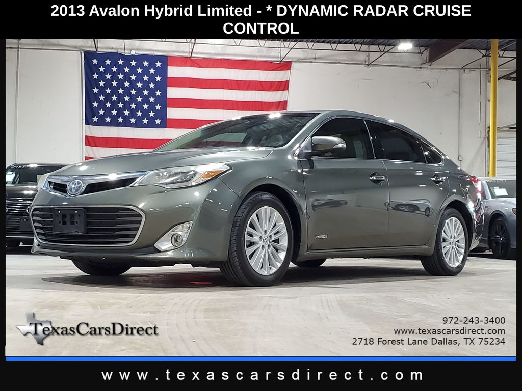 2013 Toyota Avalon Limited Hybrid's photo