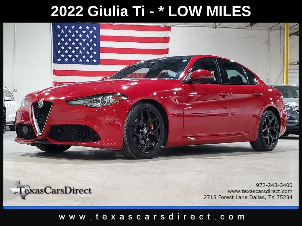 2022 Alfa Romeo Giulia 2.0 Ti Auto's photo