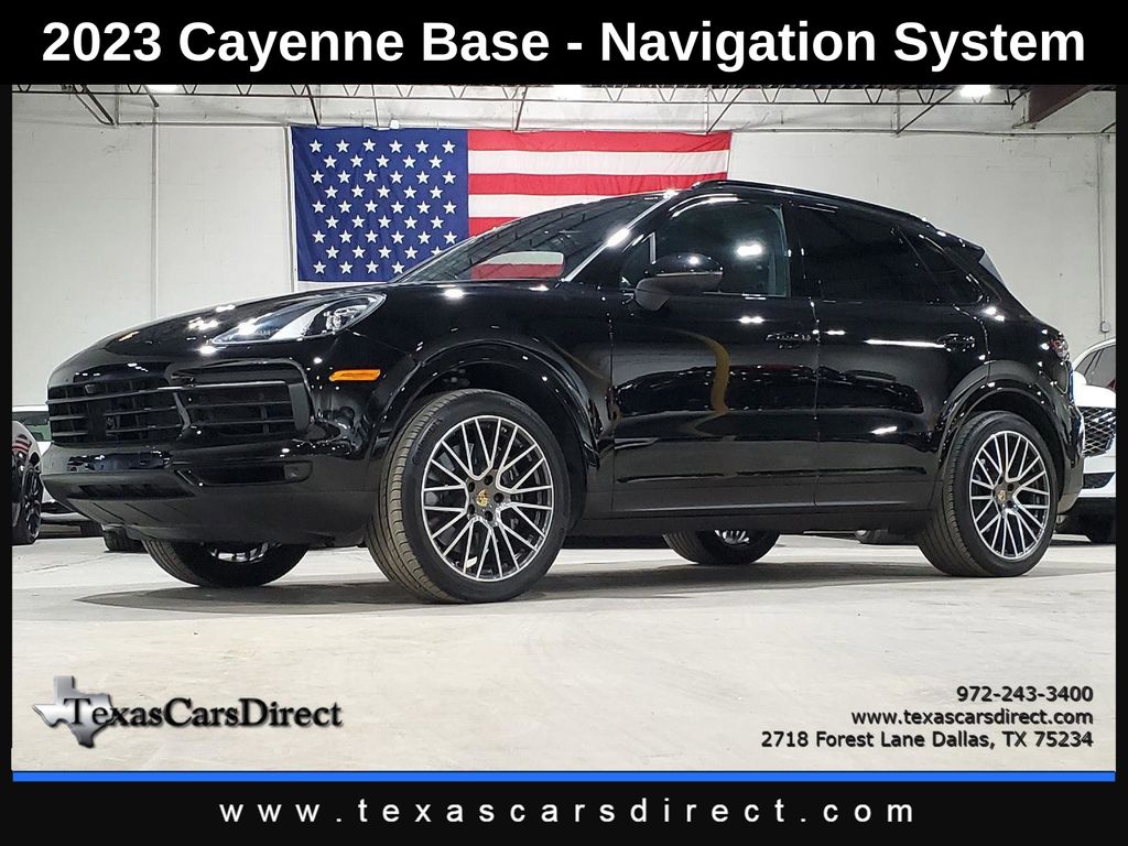 2023 Porsche Cayenne Base's photo