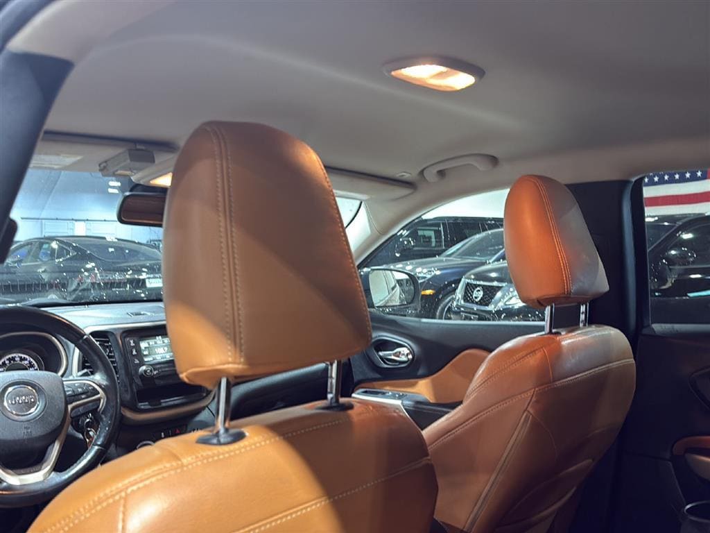 2018 Jeep Cherokee Latitude photo 3