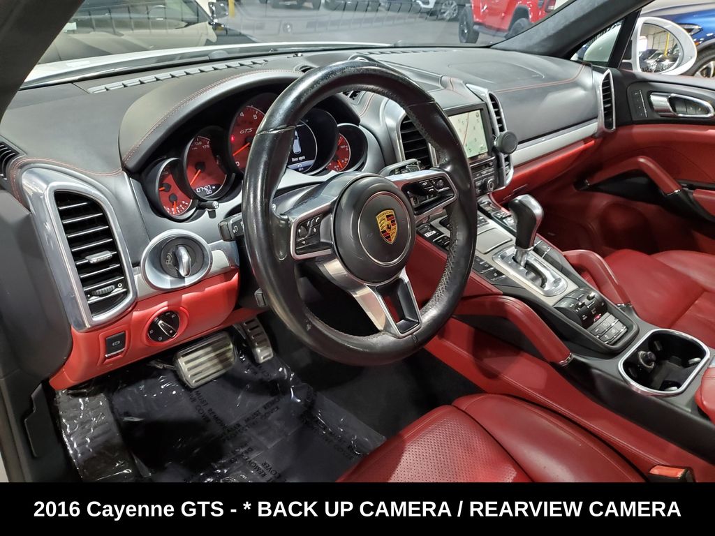 2016 Porsche Cayenne GTS - Photo 7