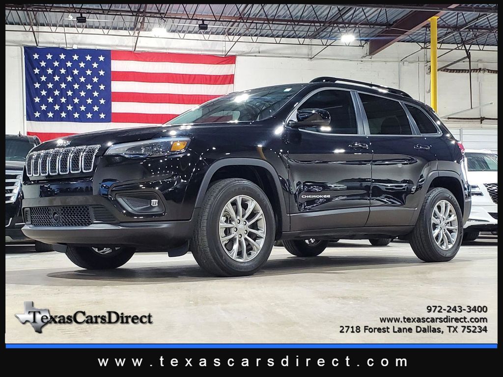 2022 Jeep Cherokee Latitude Lux's photo