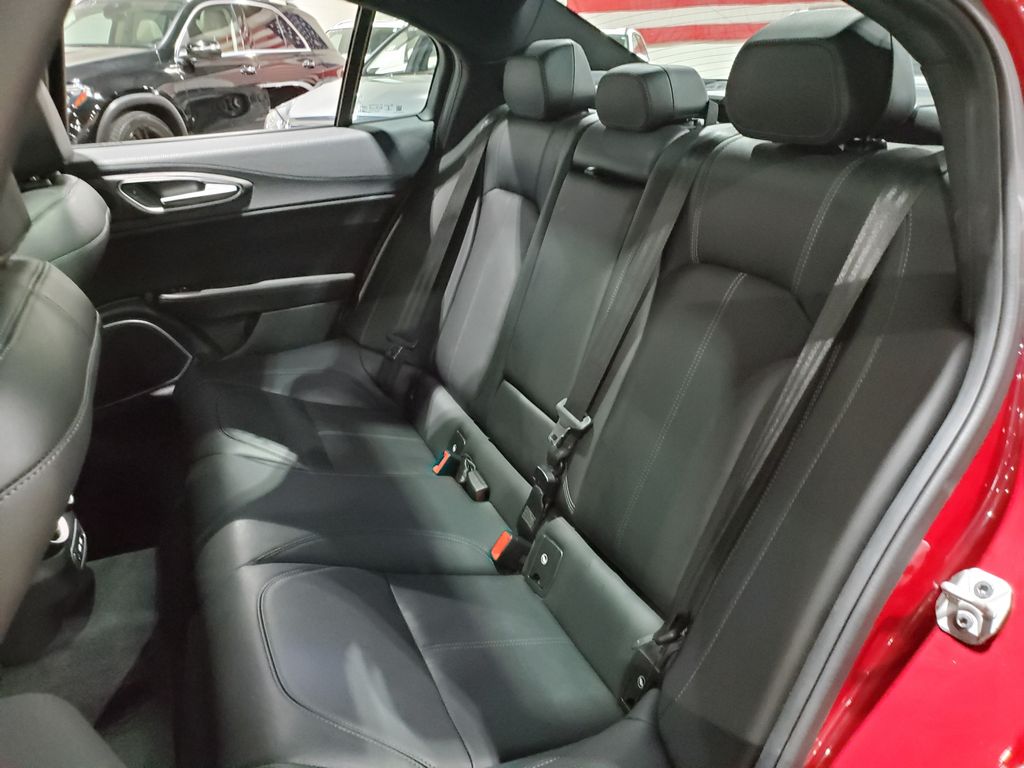 2022 Alfa Romeo Giulia Ti - Photo 22