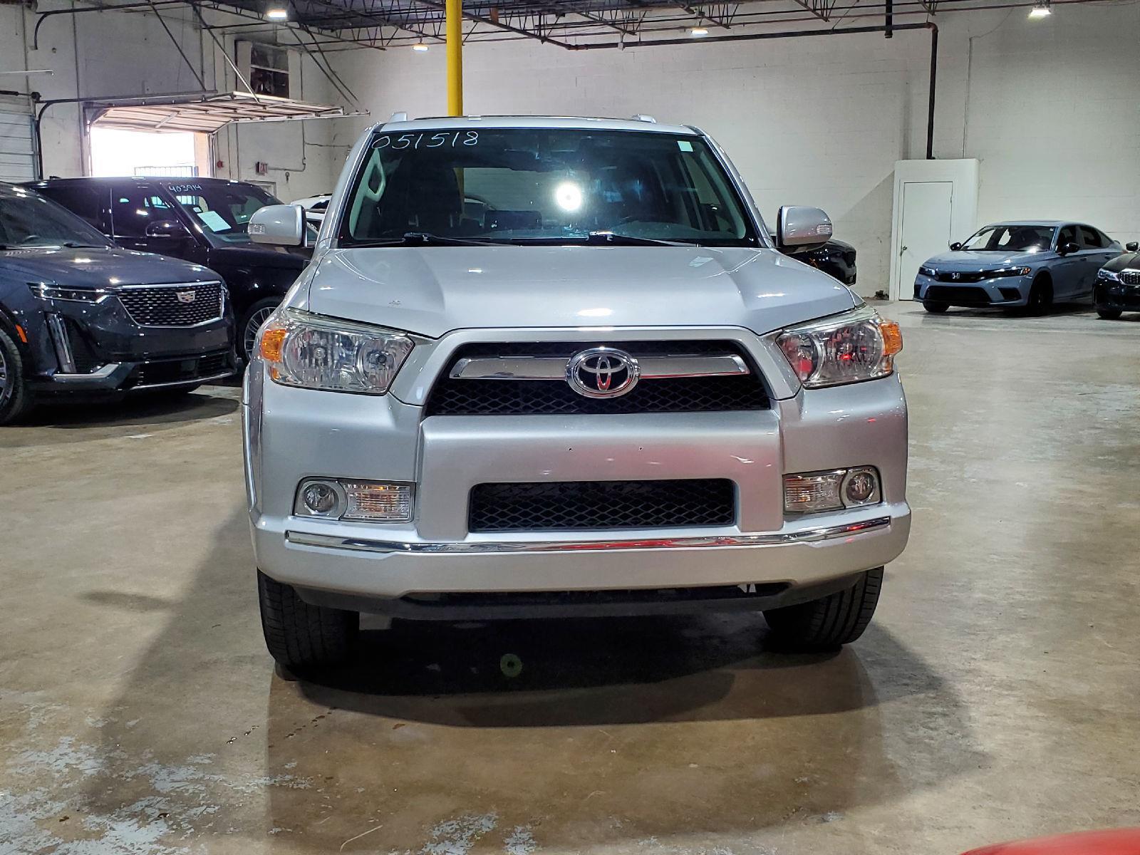 2013 Toyota 4Runner Limited V6 photo 2
