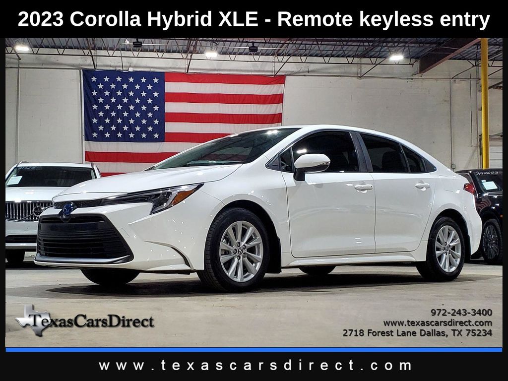2023 Toyota Corolla XLE's photo