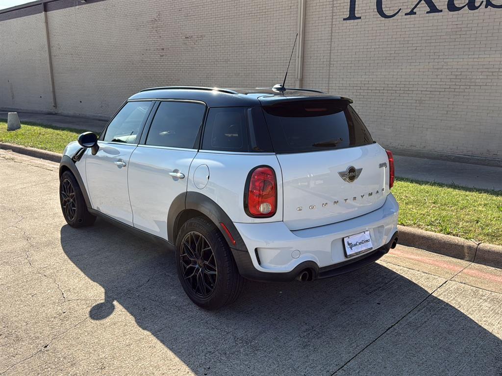 2015 Mini Countryman S photo 2