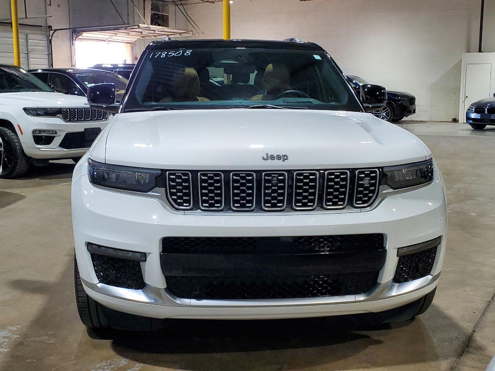 2021 Jeep Grand Cherokee L Summit Reserve photo 2