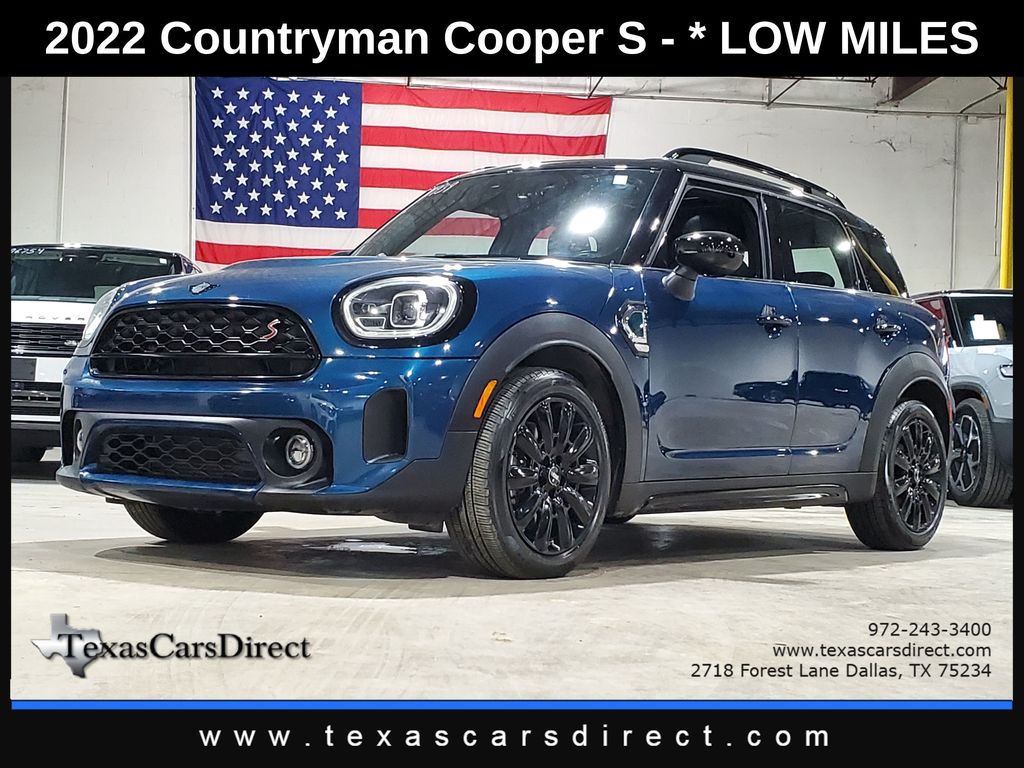 2022 MINI Countryman Cooper S's photo