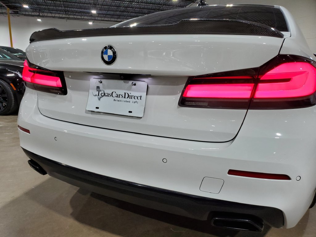 2021 BMW 5 Series 530e - Photo 43