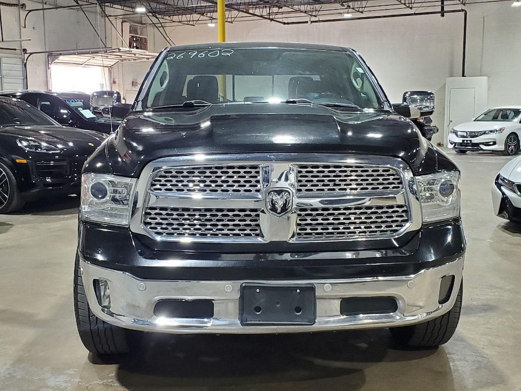 Used 2016 Ram 1500 Laramie 5.7L HEMI CREW CAB/LEATHER/8.4 NAV-$7K OPT Truck Crew Cab
