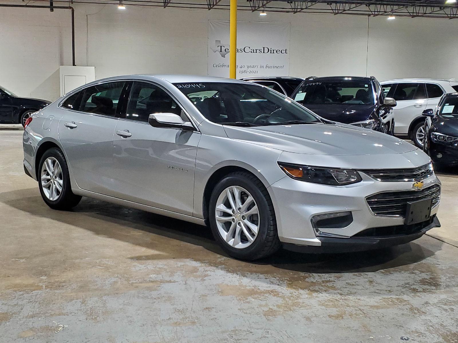 2018 Chevrolet Malibu 1LT photo 3