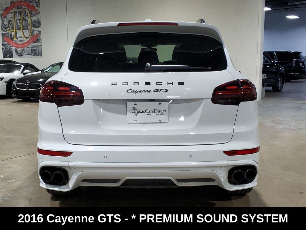 2016 Porsche Cayenne GTS - Photo 11