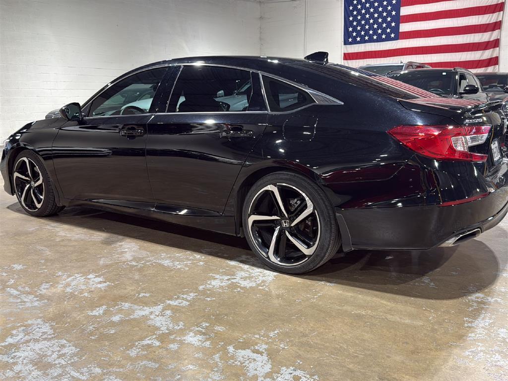 2022 Honda Accord Sport photo 2