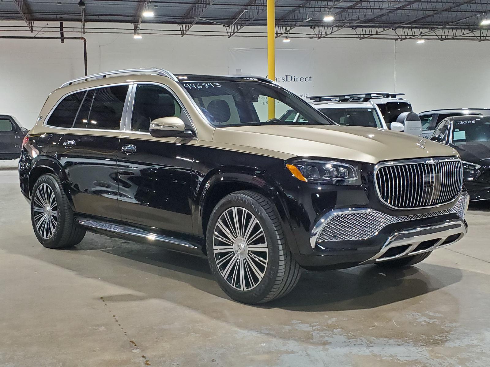 2023 Mercedes Benz GLS Maybach 600 4MATIC photo 3