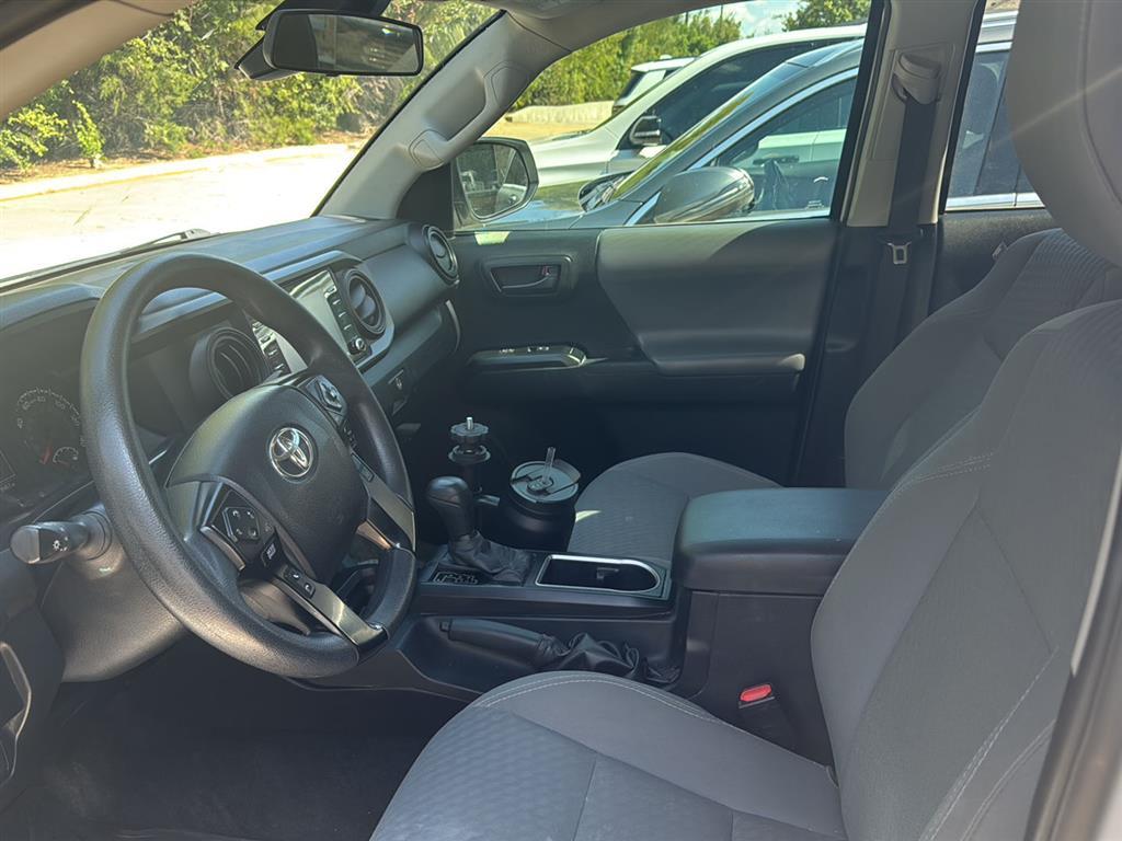 2021 Toyota Tacoma SR Double Cab photo 3