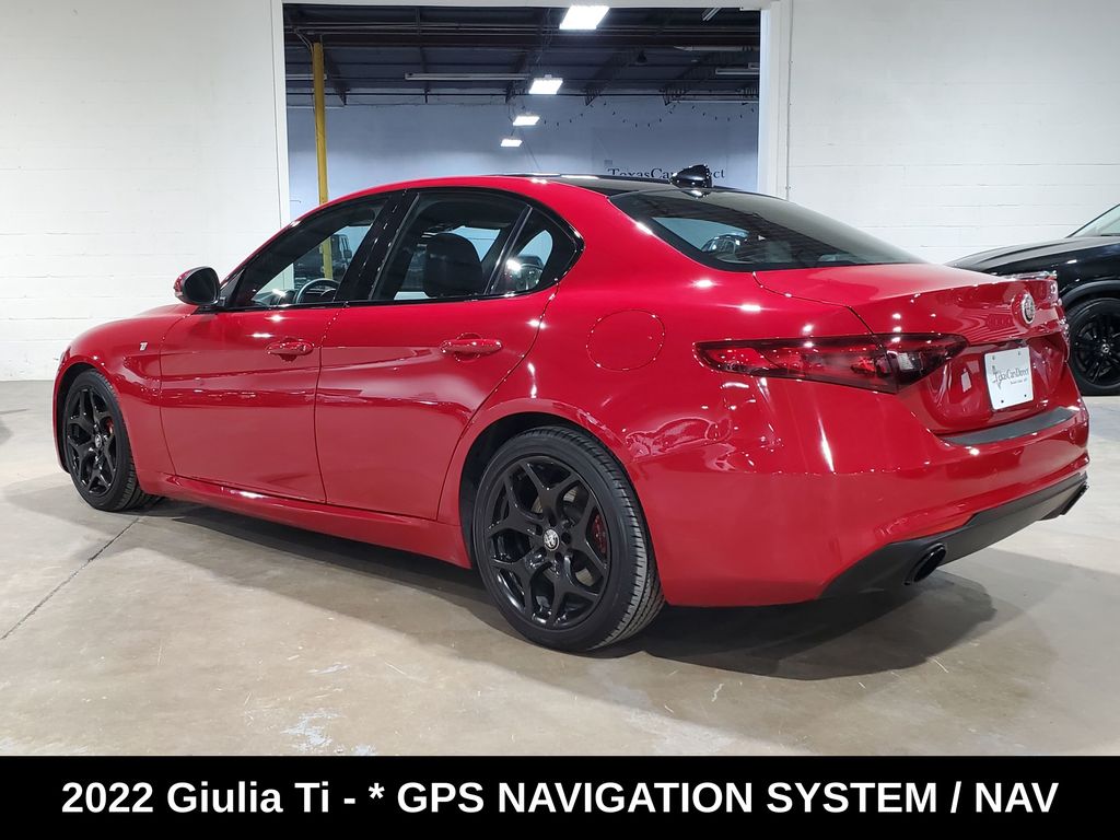 2022 Alfa Romeo Giulia Ti - Photo 11