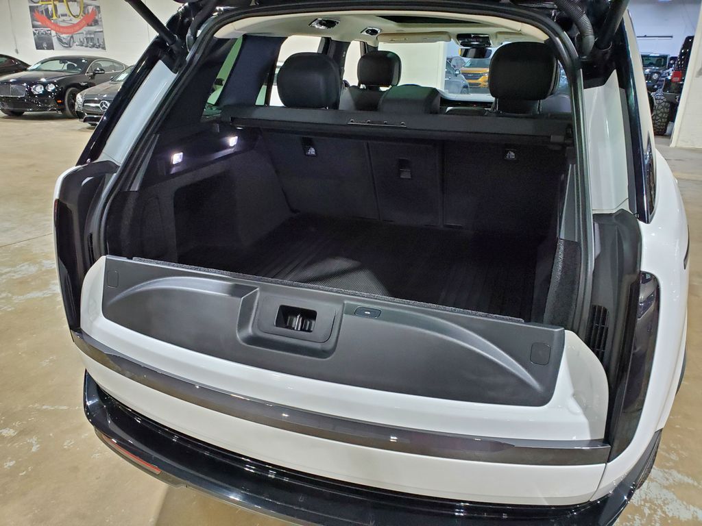 2024 Land Rover Range Rover SE - Photo 48