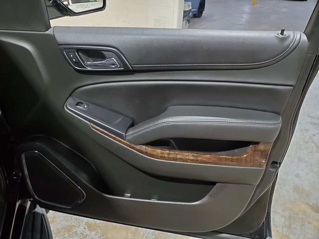 2018 Chevrolet Tahoe LS - Photo 16
