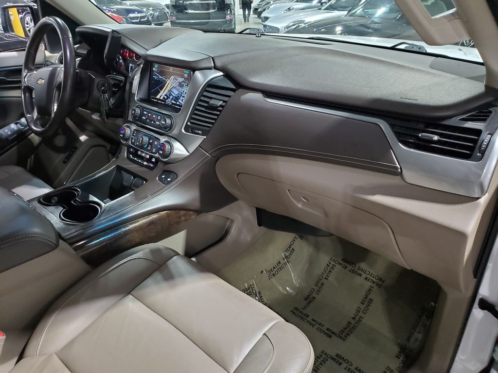 2017 Chevrolet Tahoe LT - Photo 15