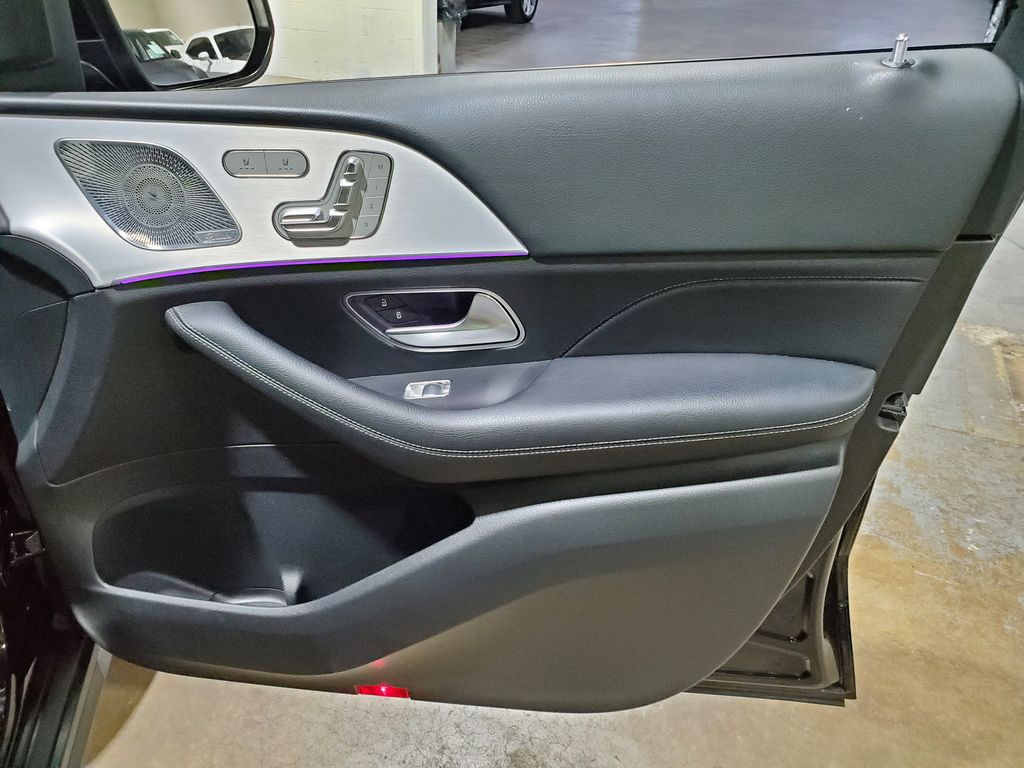 2024 Mercedes-Benz GLS Base - Photo 17