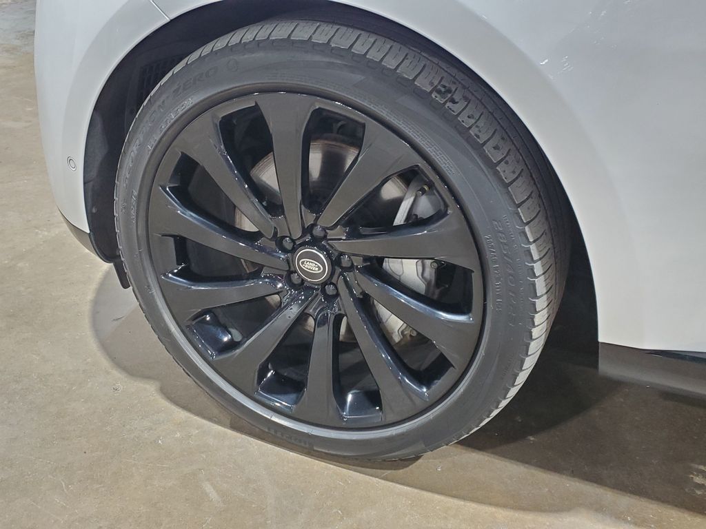 2024 Land Rover Range Rover SE - Photo 46