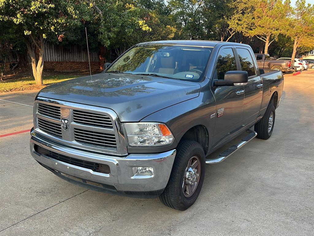 2010 Dodge Ram SLT photo 2