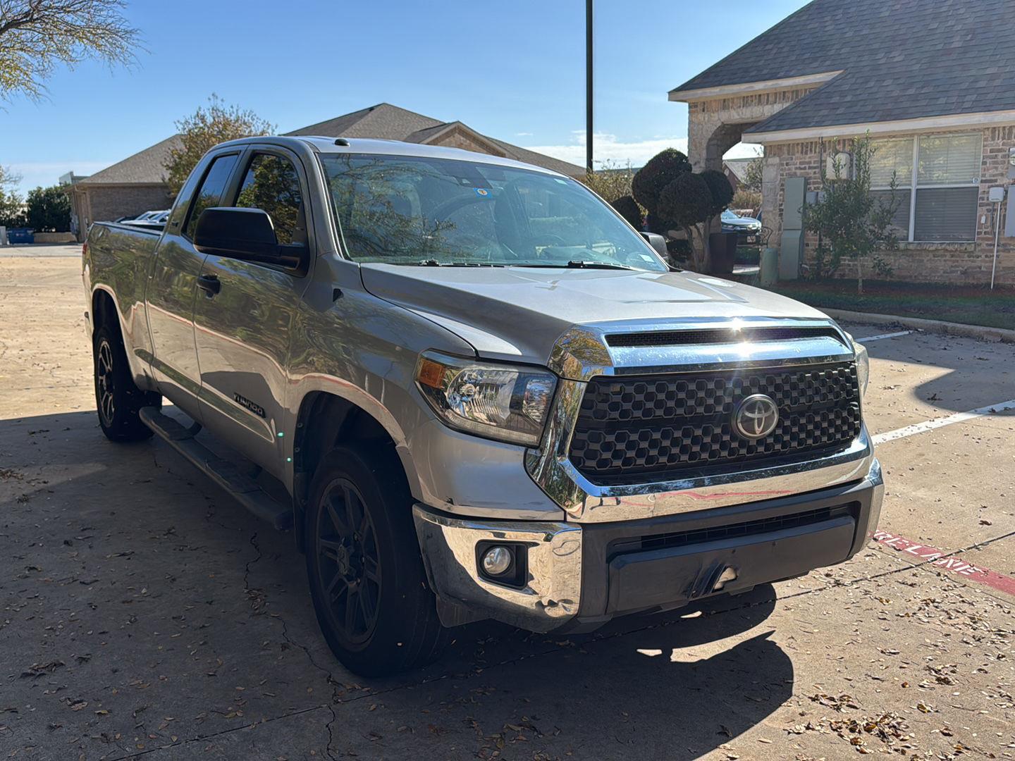 2019 Toyota Tundra SR5 Grade photo 2