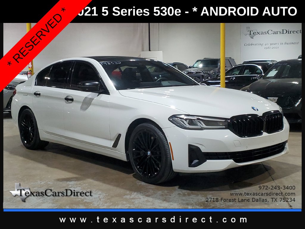 2021 BMW 5 Series 530e - Photo 3