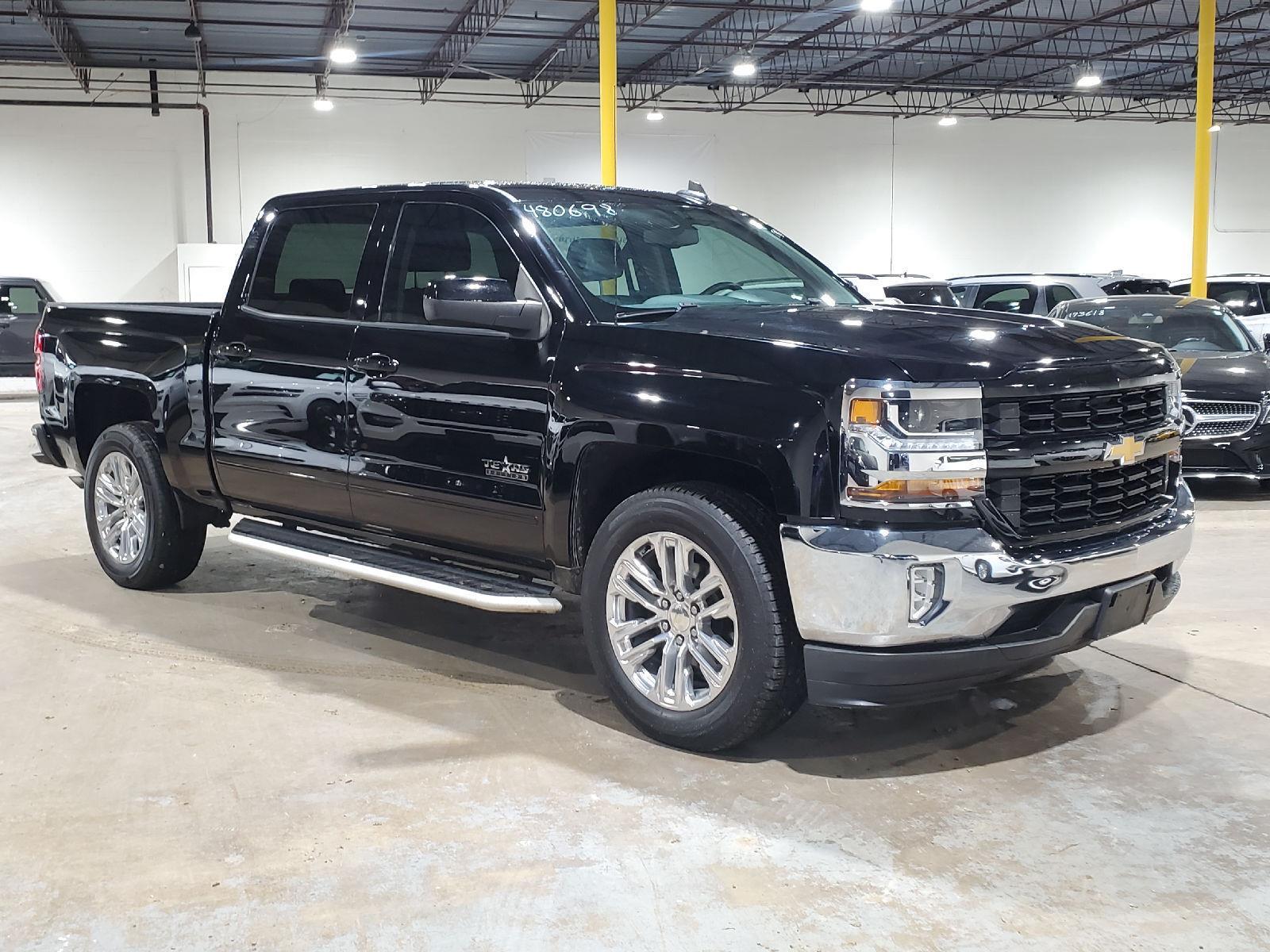 2018 Chevrolet Silverado 1500 LT Texas Edition photo 3