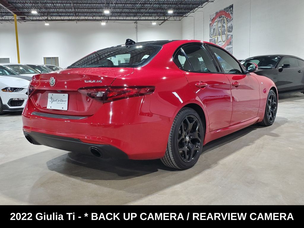 2022 Alfa Romeo Giulia Ti - Photo 9