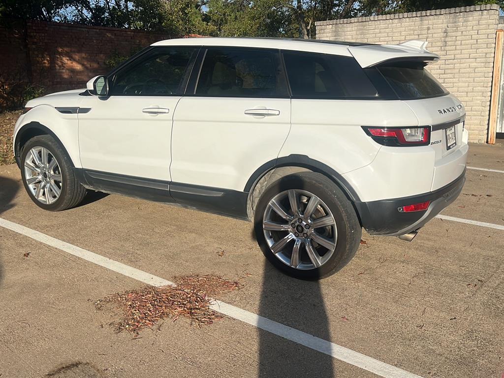 2017 Land Rover Range Rover Evoque HSE photo 3