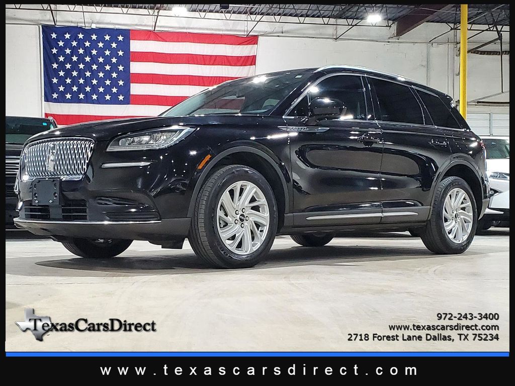 2022 Lincoln Corsair Base's photo