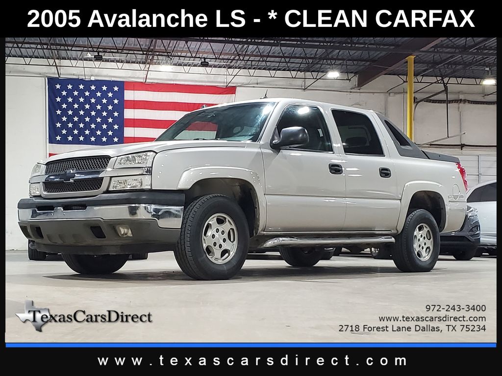 2005 Chevrolet Avalanche Base