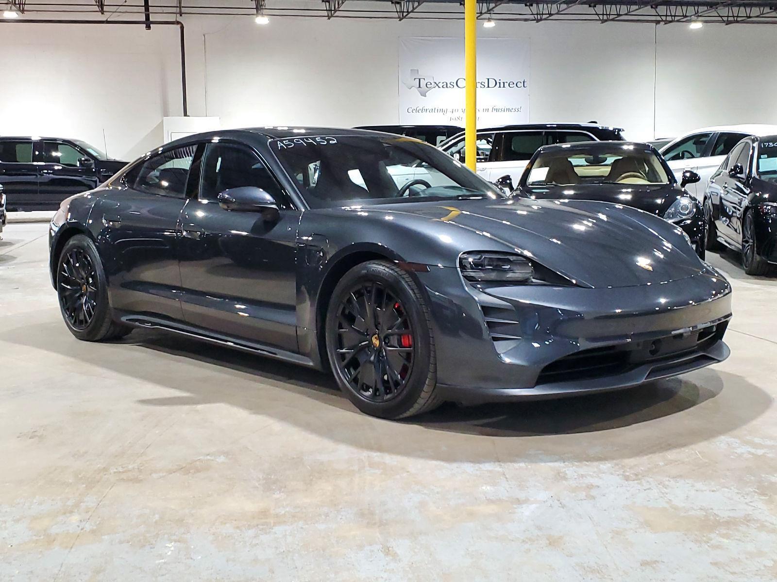 2022 Porsche Taycan GTS photo 3