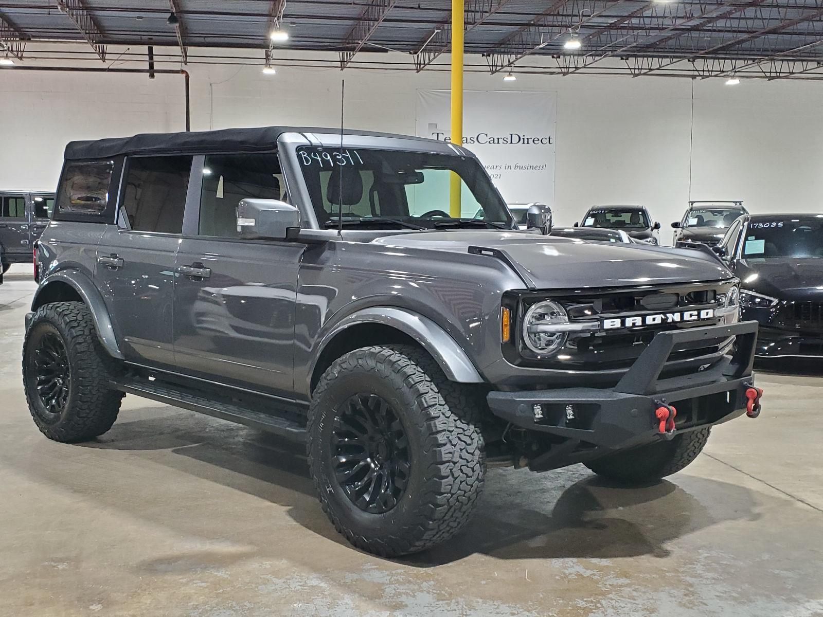 2022 Ford Bronco Base Big Bend Black Diamond Outer Banks photo 2