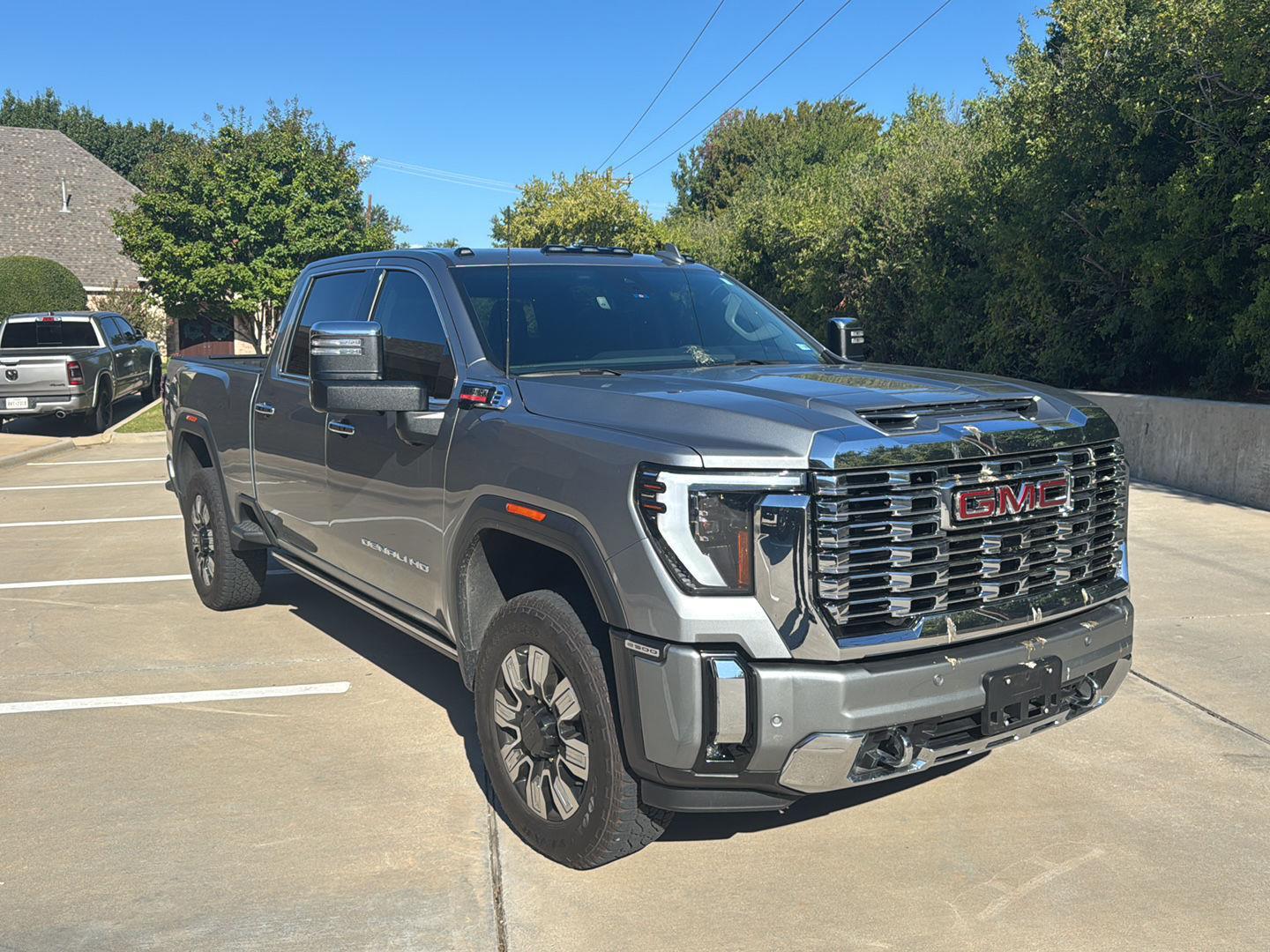 2024 Gmc Sierra HD Denali photo 3
