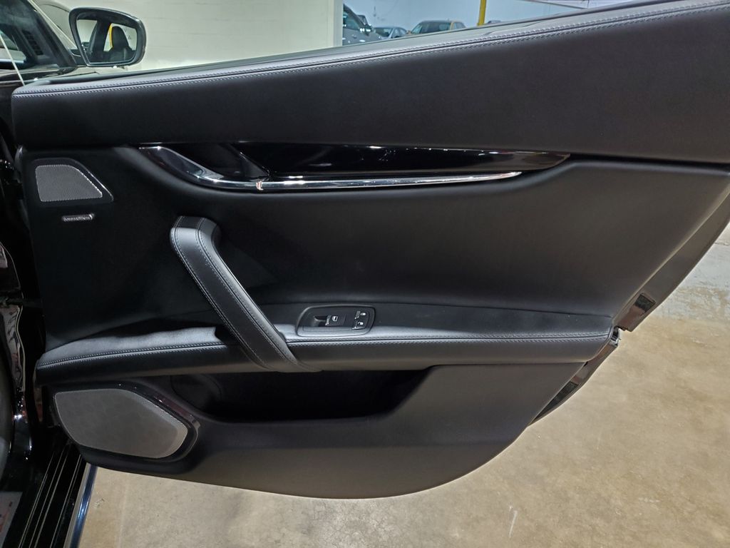 2018 Maserati Quattroporte S GranSport - Photo 22