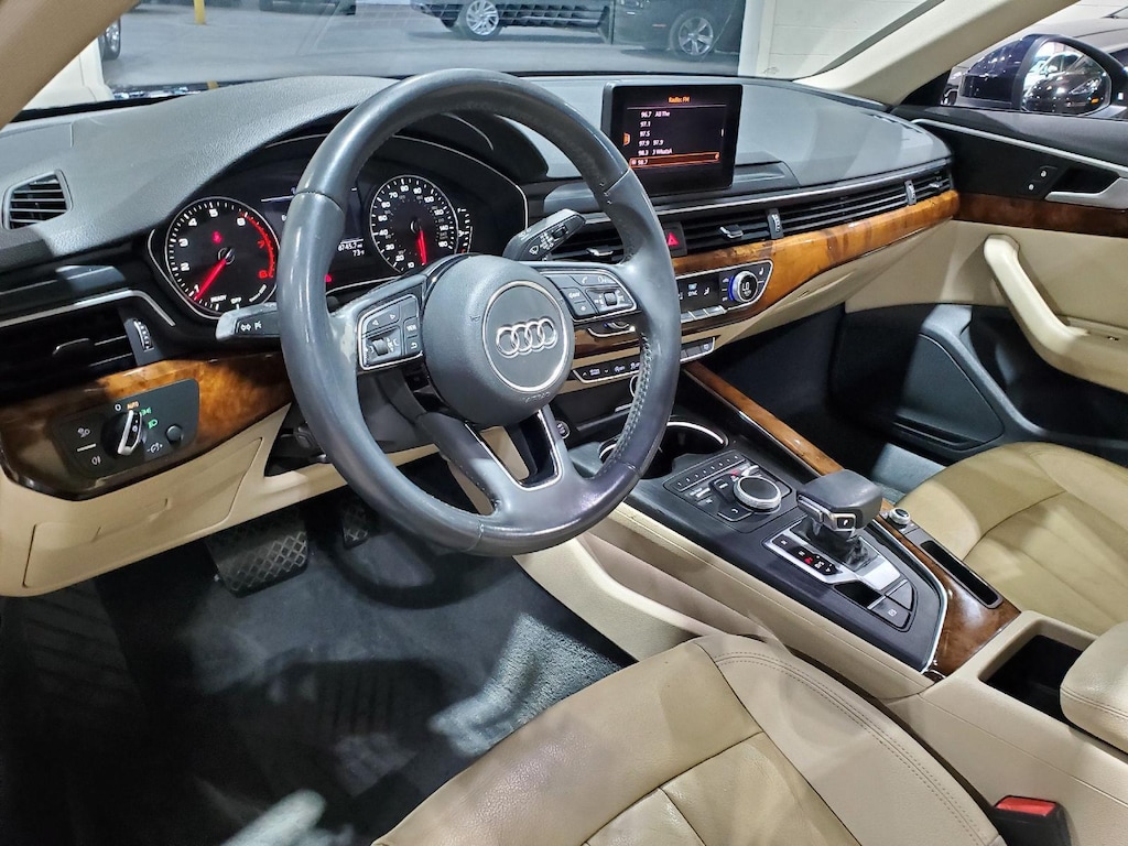 2017 Audi A4 Ultra Premium photo 3