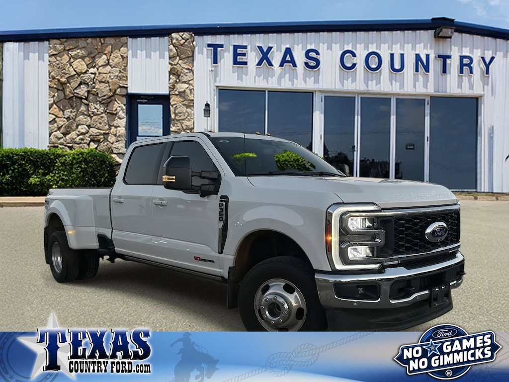 Used 2024 Ford Super Duty F-350 DRW LARIAT Truck Crew Cab