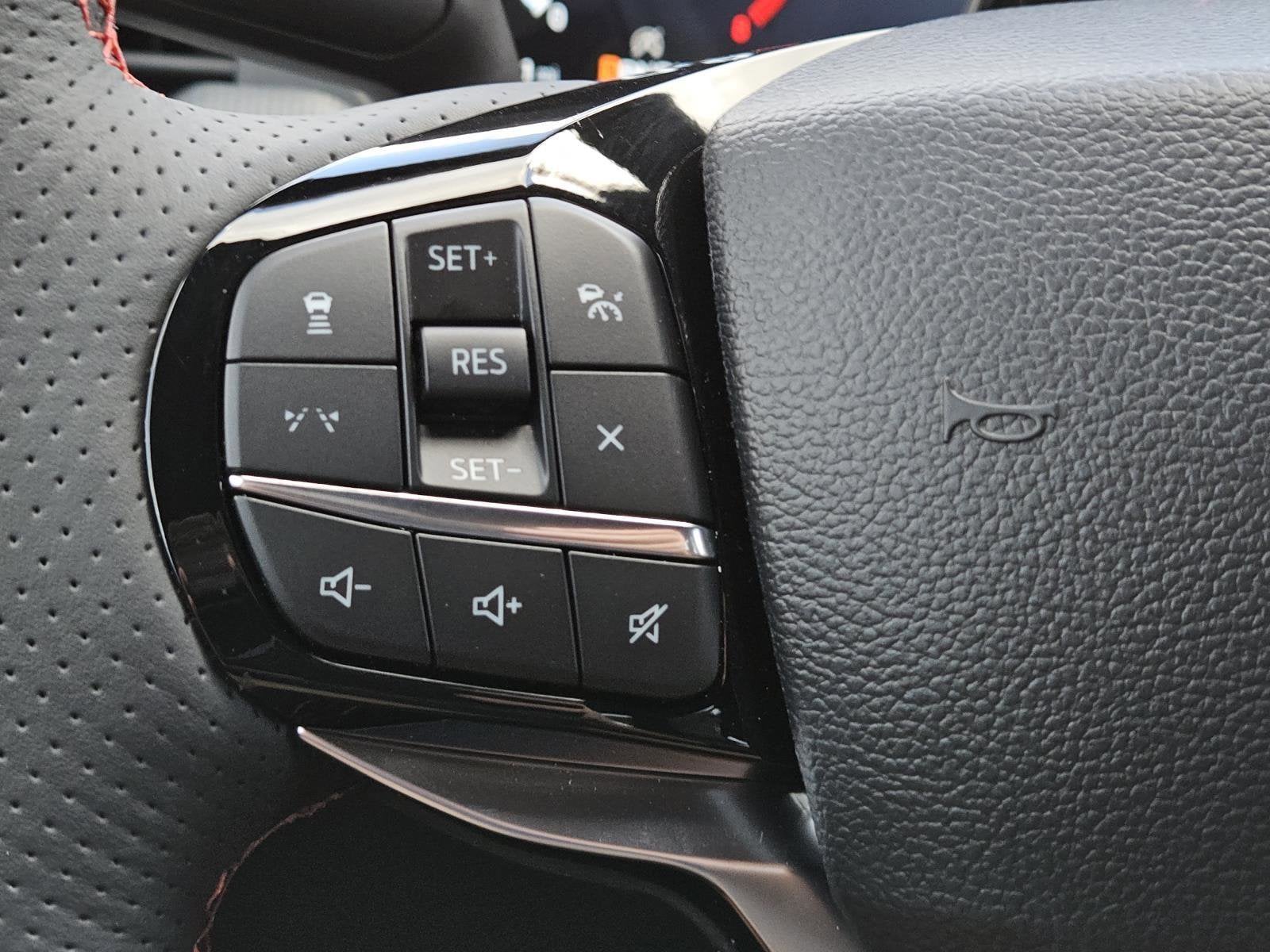 2025 Ford Explorer ST-Line - Photo 19
