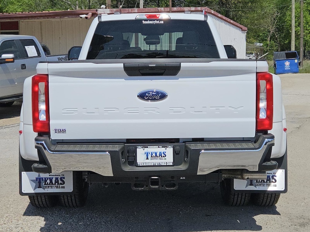 New 2026 Ford F-350 Truck Crew Cab