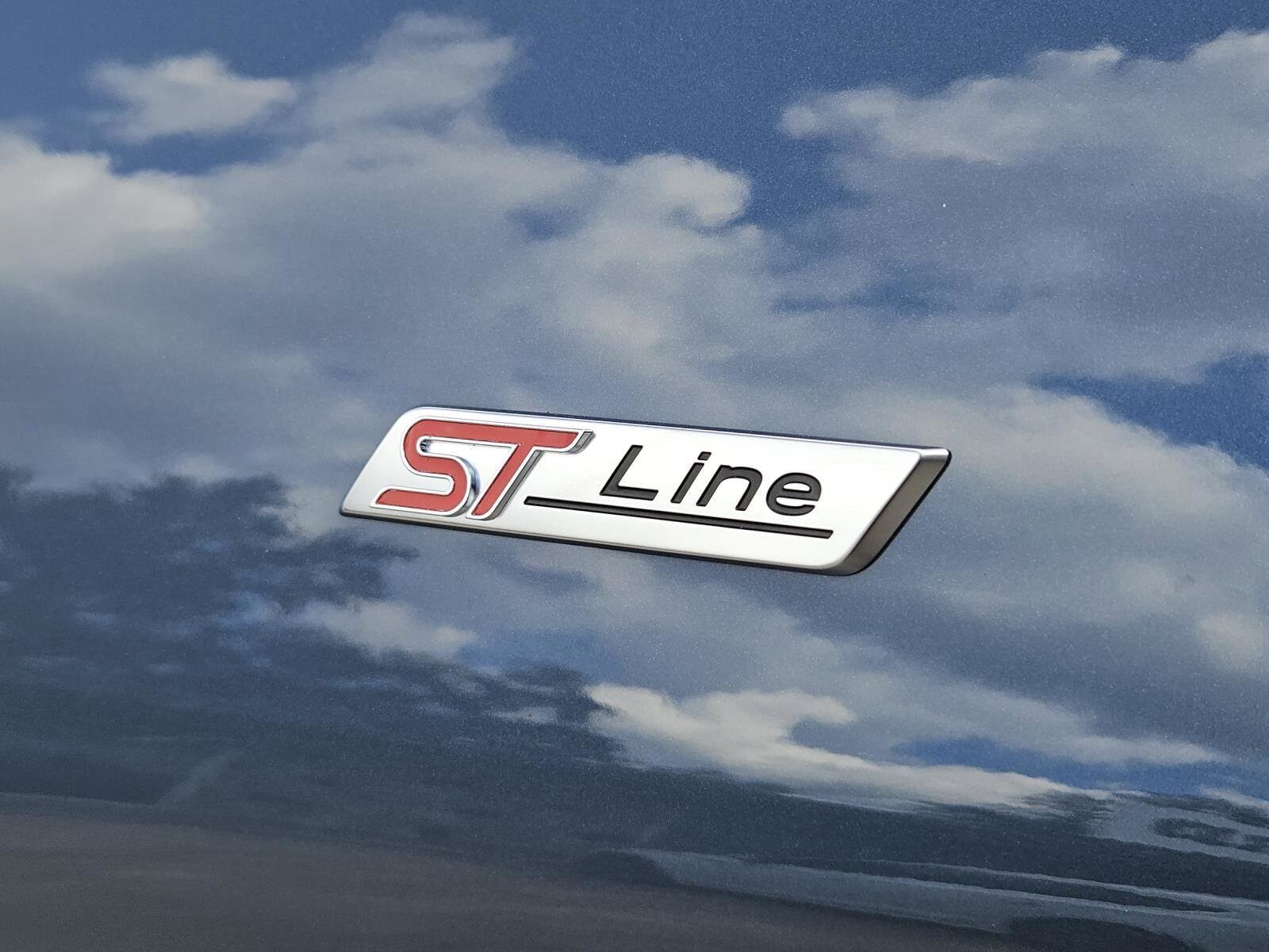 2025 Ford Explorer ST-Line - Photo 7