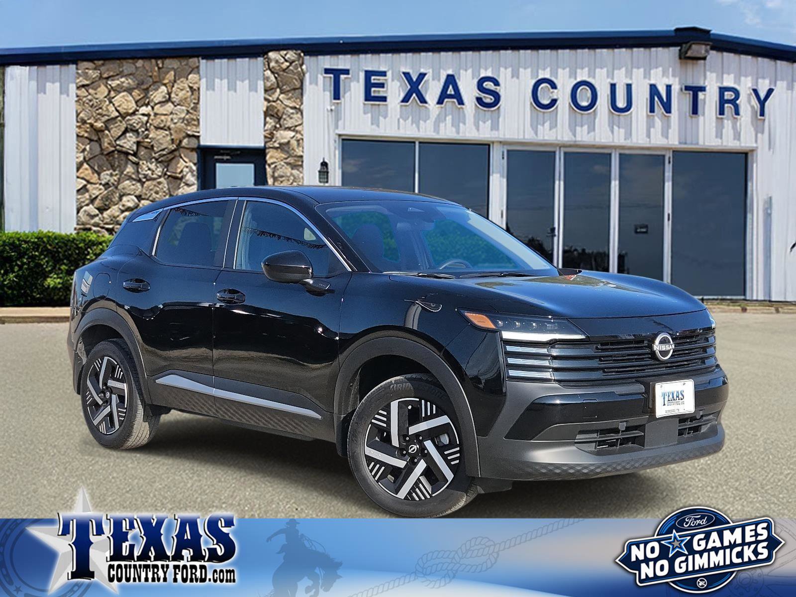 2025 Nissan Kicks SV's photo